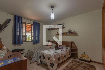 Casa à venda com 502m², 5 quartos e 5 vagasQuarto 2