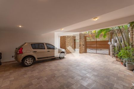 Casa à venda com 502m², 5 quartos e 5 vagasGaragem
