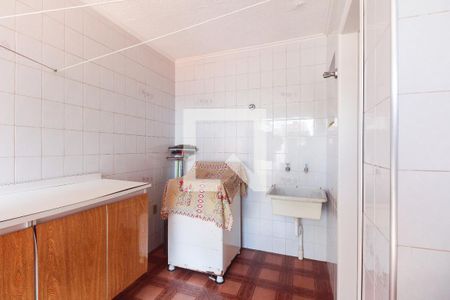 Casa à venda com 340m², 3 quartos e 2 vagasÁrea de Serviço 