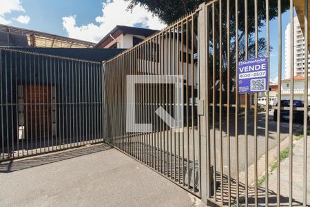 Casa à venda com 340m², 3 quartos e 2 vagasFachada 