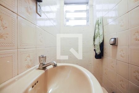 Casa à venda com 340m², 3 quartos e 2 vagasÁrea de Serviço - Banheiro de Serviço 