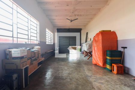 Casa à venda com 340m², 3 quartos e 2 vagasArmazém 