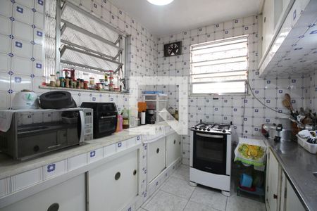 Casa de condomínio à venda com 251m², 4 quartos e 2 vagasCozinha
