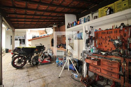 Casa de condomínio à venda com 251m², 4 quartos e 2 vagasChurrasqueira