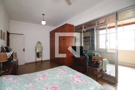 Casa de condomínio à venda com 251m², 4 quartos e 2 vagasQuarto 1 - Suíte