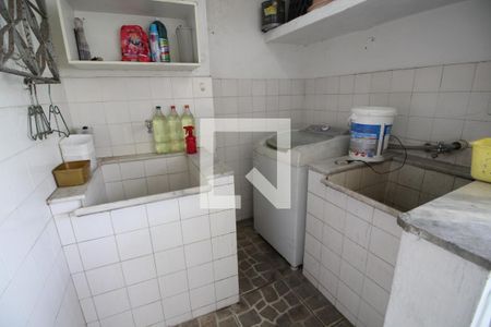 Casa de condomínio à venda com 251m², 4 quartos e 2 vagasÁrea de Serviço