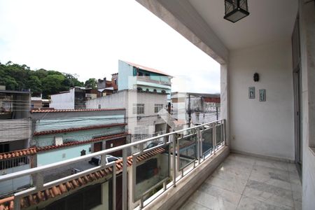Casa de condomínio à venda com 251m², 4 quartos e 2 vagasVaranda 2° Piso