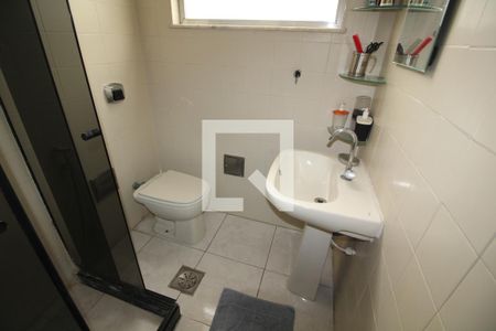 Casa de condomínio à venda com 251m², 4 quartos e 2 vagasQuarto 2 - Banheiro da Suíte