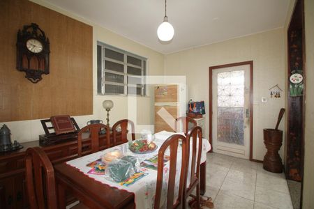 Casa de condomínio à venda com 251m², 4 quartos e 2 vagasSala de Jantar