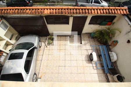 Casa de condomínio à venda com 251m², 4 quartos e 2 vagasVista