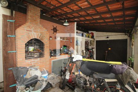 Casa de condomínio à venda com 251m², 4 quartos e 2 vagasChurrasqueira