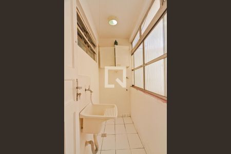 Apartamento à venda com 75m², 2 quartos e 1 vagaÁrea de Serviço