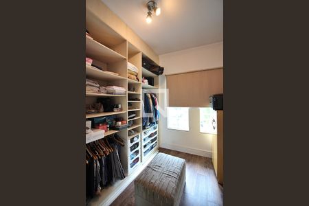Apartamento à venda com 287m², 3 quartos e 2 vagasQuarto 1 - Suíte Closet