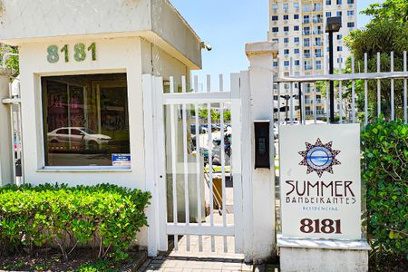 Apartamento para alugar com 64m², 2 quartos e sem vagafachada