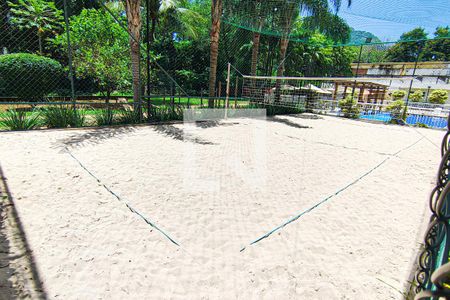 Apartamento para alugar com 64m², 2 quartos e sem vagaÁrea comum