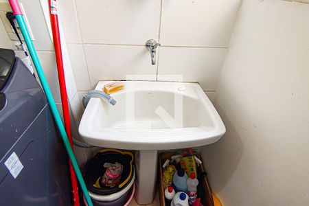 Apartamento para alugar com 64m², 2 quartos e sem vagaCozinha e Área de Serviço