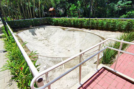 Apartamento para alugar com 64m², 2 quartos e sem vagaÁrea comum