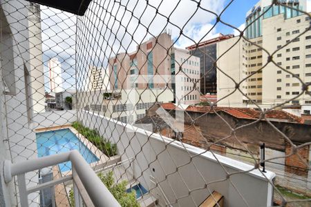 Sala - Sacada - Vista de apartamento à venda com 2 quartos, 57m² em Centro, Campinas