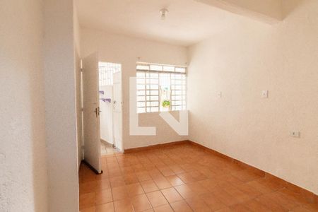 Quarto Reversível  2 de casa para alugar com 2 quartos, 60m² em Vila Antonio, São Paulo