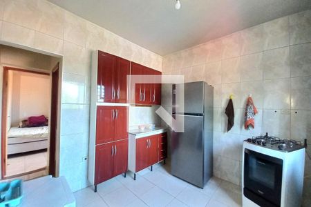 Casa à venda com 250m², 5 quartos e 2 vagas Casa à venda com 250m², 5 quartos e 2 vagasCozinha