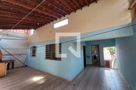 Casa à venda com 250m², 5 quartos e 2 vagas Casa à venda com 250m², 5 quartos e 2 vagasFachada do Prédio