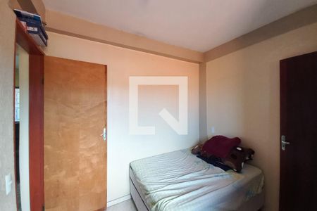 Casa à venda com 250m², 5 quartos e 2 vagas Casa à venda com 250m², 5 quartos e 2 vagasQuarto 2 - Suíte