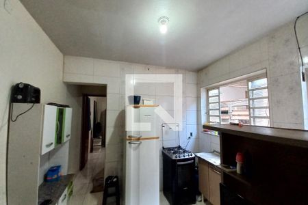 Casa à venda com 250m², 5 quartos e 2 vagas Casa à venda com 250m², 5 quartos e 2 vagasCozinha