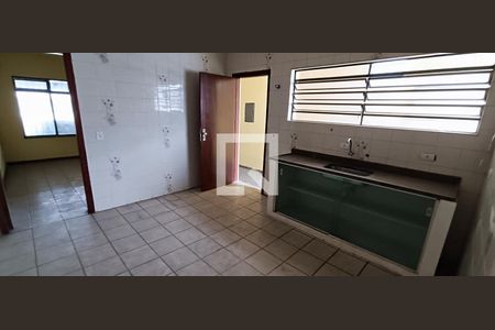 Casa à venda com 150m², 3 quartos e 2 vagasCozinha