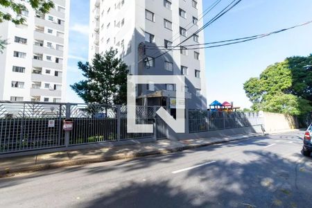 Apartamento para alugar com 50m², 2 quartos e 1 vaga Apartamento para alugar com 50m², 2 quartos e 1 vagaFachada e portaria