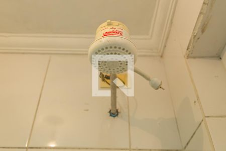 Apartamento para alugar com 100m², 3 quartos e sem vaga Apartamento para alugar com 100m², 3 quartos e sem vagaBanheiro de Serviço - Chuveiro