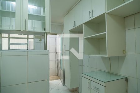 Apartamento para alugar com 100m², 3 quartos e sem vaga Apartamento para alugar com 100m², 3 quartos e sem vagaCozinha