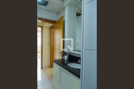 Apartamento para alugar com 100m², 3 quartos e sem vaga Apartamento para alugar com 100m², 3 quartos e sem vagaBanheiro Social