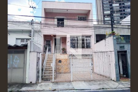 Casa à venda com 142m², 3 quartos e 2 vagasFachada