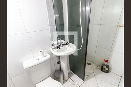 Casa à venda com 120m², 5 quartos e sem vagaBanheiro 2