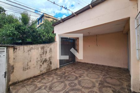 Casa à venda com 167m², 2 quartos e 4 vagasGaragem e Quintal