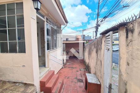 Casa à venda com 167m², 2 quartos e 4 vagasGaragem e Quintal