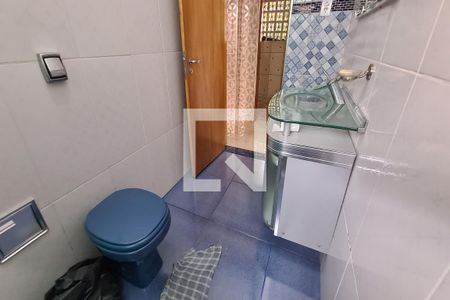 Casa à venda com 167m², 2 quartos e 4 vagasBanheiro