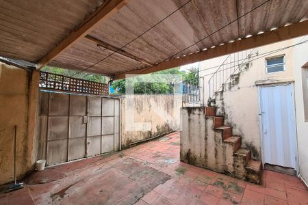 Casa à venda com 167m², 2 quartos e 4 vagasGaragem e Quintal