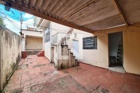 Casa à venda com 167m², 2 quartos e 4 vagasGaragem e Quintal