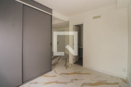 Quarto de apartamento à venda com 1 quarto, 40m² em Jardim do Salso, Porto Alegre