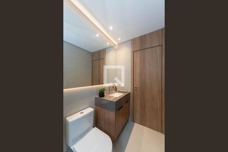 Apartamento à venda com 201m², 3 quartos e 3 vagas Apartamento à venda com 201m², 3 quartos e 3 vagasQuarto 02
