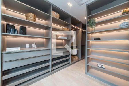 Apartamento à venda com 201m², 3 quartos e 3 vagas Apartamento à venda com 201m², 3 quartos e 3 vagasQuarto 03