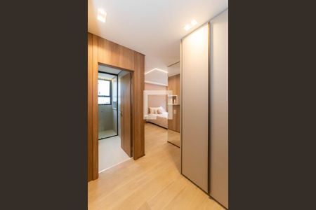 Apartamento à venda com 201m², 3 quartos e 3 vagas Apartamento à venda com 201m², 3 quartos e 3 vagasQuarto 01