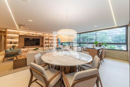 Apartamento à venda com 201m², 3 quartos e 3 vagas Apartamento à venda com 201m², 3 quartos e 3 vagasSala