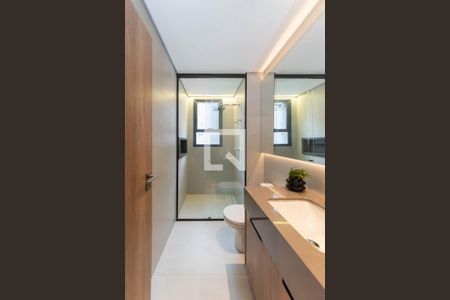 Apartamento à venda com 201m², 3 quartos e 3 vagas Apartamento à venda com 201m², 3 quartos e 3 vagasQuarto 02