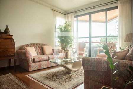 Apartamento à venda com 124m², 4 quartos e 3 vagasSala