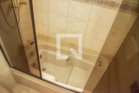 Apartamento à venda com 124m², 4 quartos e 3 vagasBanheiro da Suíte