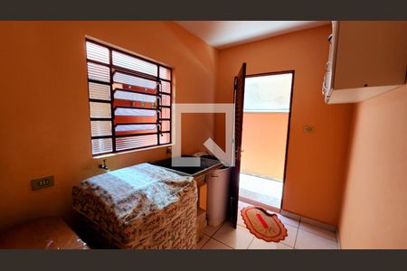 Casa à venda com 191m², 3 quartos e 1 vaga Casa à venda com 191m², 3 quartos e 1 vagaLavanderia