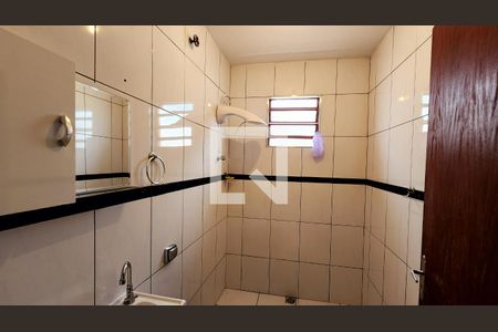 Casa à venda com 191m², 3 quartos e 1 vaga Casa à venda com 191m², 3 quartos e 1 vagaBanheiro 2