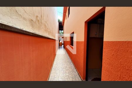 Casa à venda com 191m², 3 quartos e 1 vaga Casa à venda com 191m², 3 quartos e 1 vagaQuintal